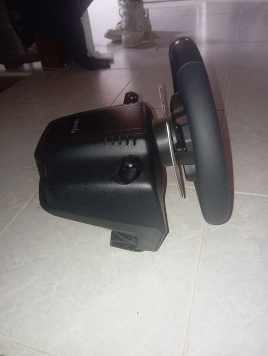 Volante + Pedais LOGITECH G29 (Multiplataforma - Preto)