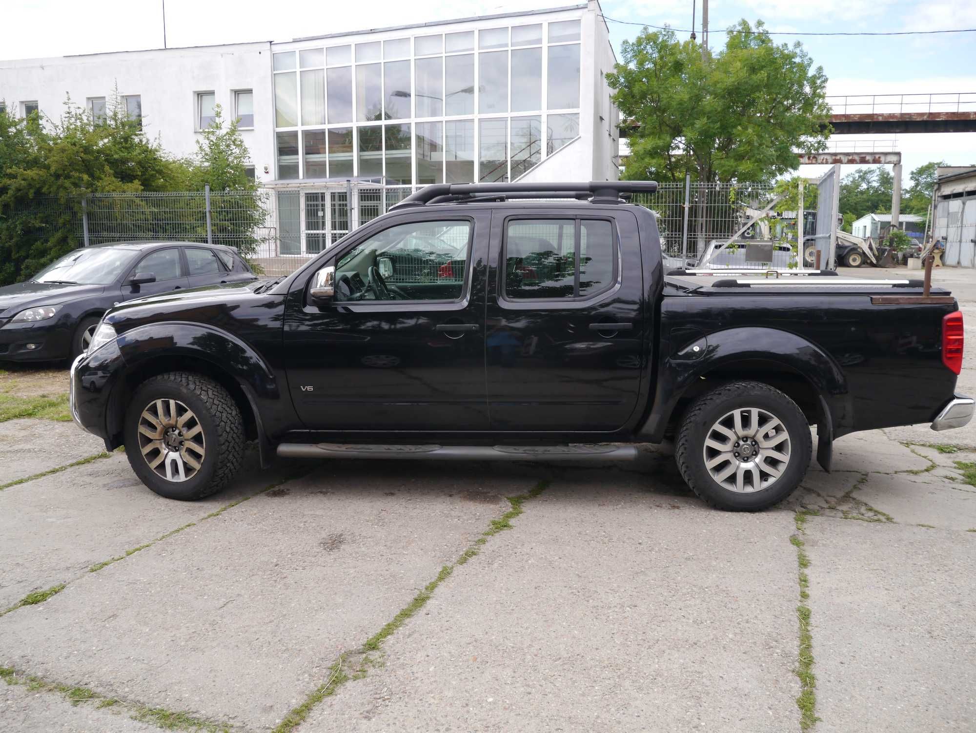 Nissan Navara 3,0 DCI V6 Platinum Long EU5, 2014