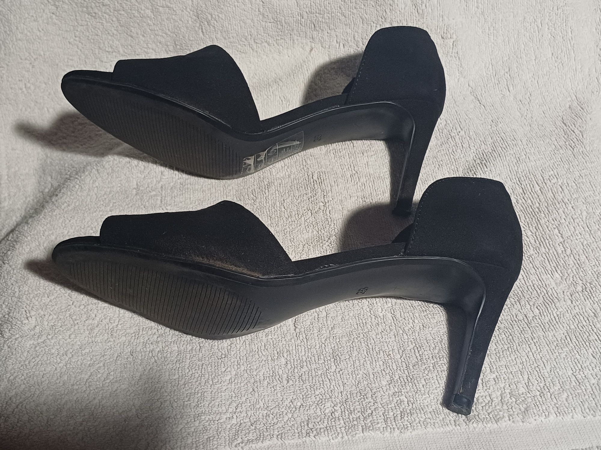 Sapatos pretos H&M