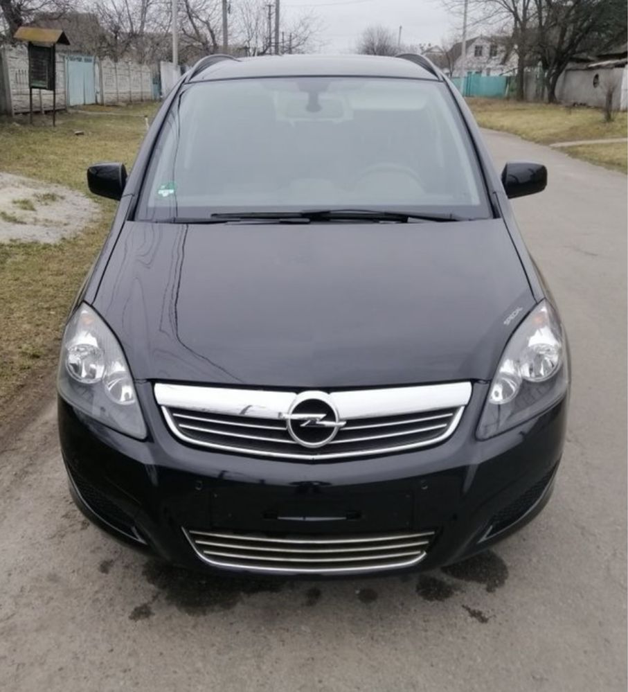 Opel Zafira 2011