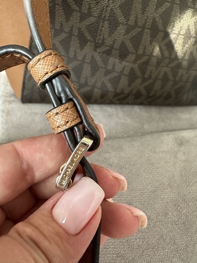 Michael kors сумка кожа сафьяно