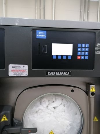Girbau Máquina de lavar roupa industrial 32kg self service lares