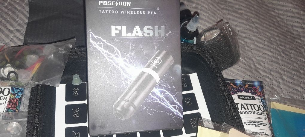 Vendo kit de tatuagens Poseidon