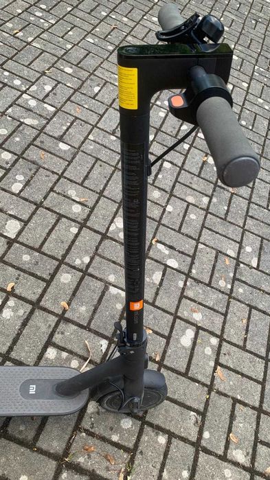 Xiaomi Mi Electric Scooter Essential