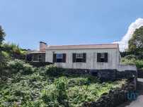 Casa T3 em Lajes do Pico de 100,00 m2