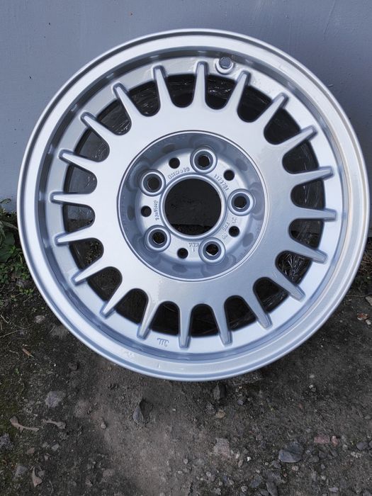 Продам Диск БМВ R15
