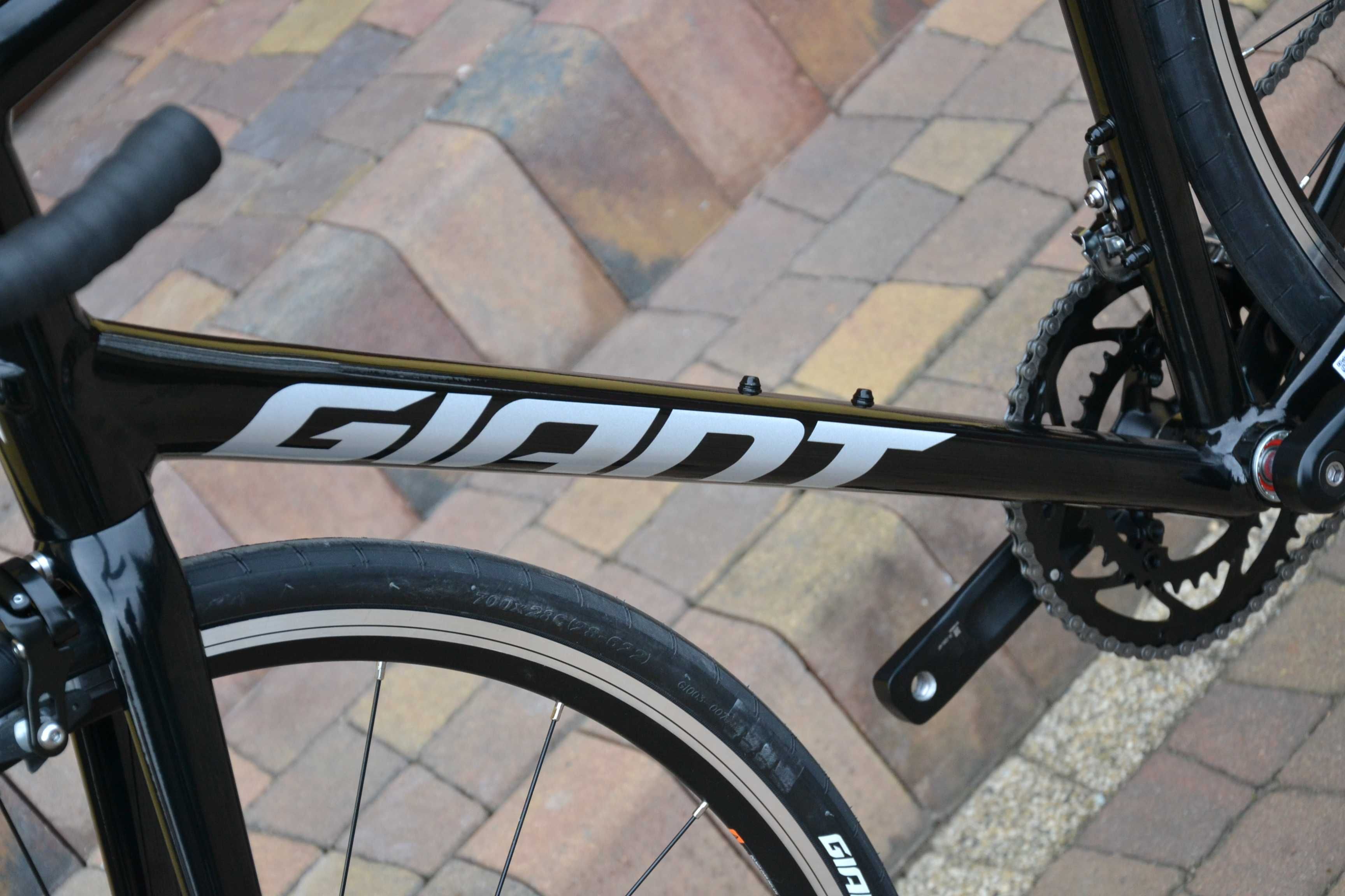 Giant Contend 2 Shimano Claris 2x8 rozmiar XL 2024 NOWY