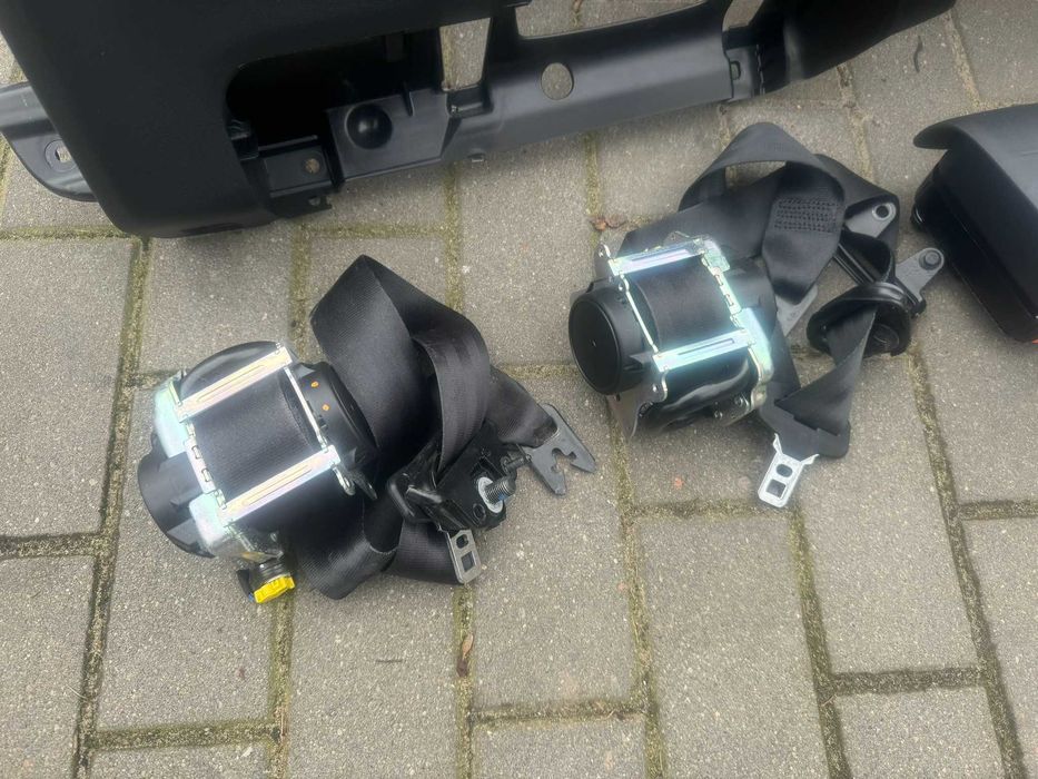 Deska rozdzielcza konsola Volvo V40 V40 II CC komplet ORYGINAŁ POLIFT