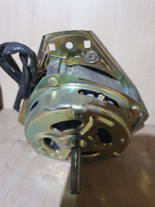 Єлектро двигун центрифуга пральної машини