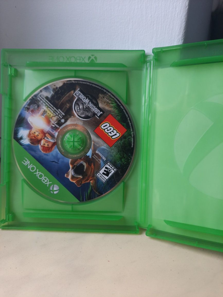 Gra lego jurassic world na Xbox One