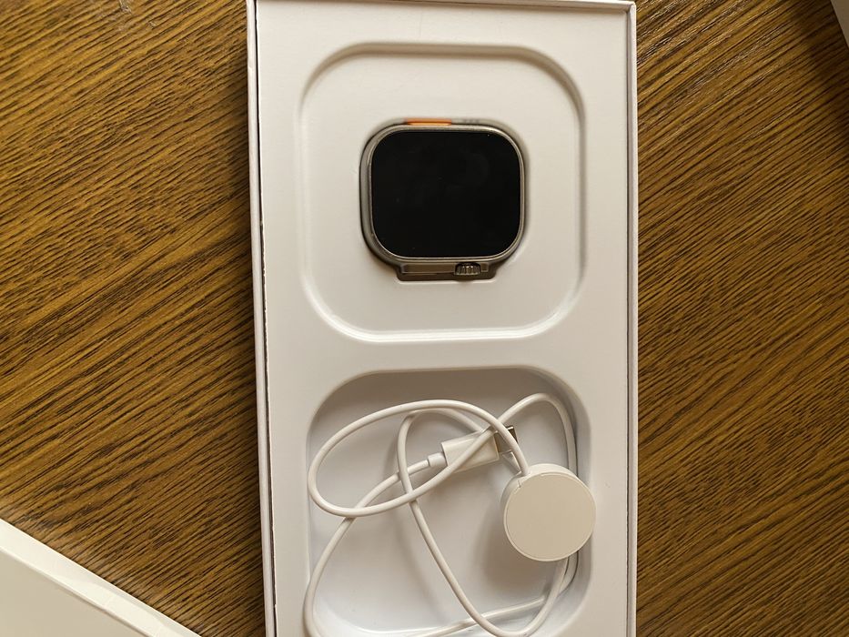 Apple Watch Ultra 2 49mm Titanium Silver