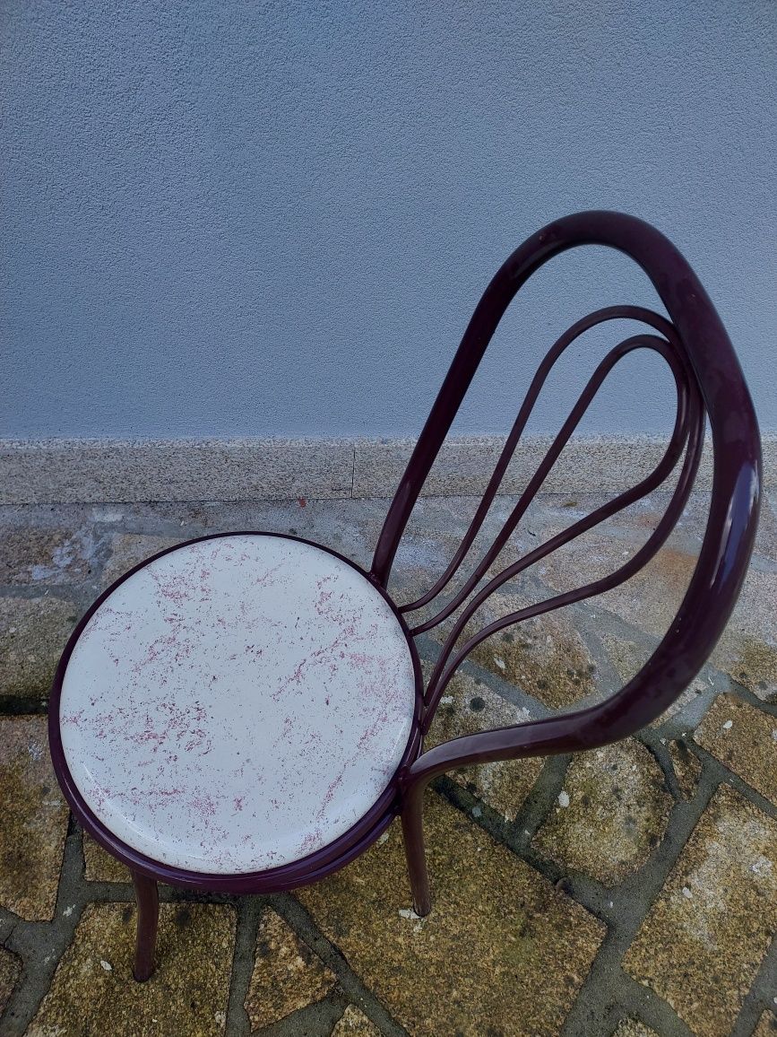Vendo Cadeira de Jardim conjunto de 6