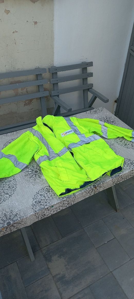 Kurtka odblaskowa