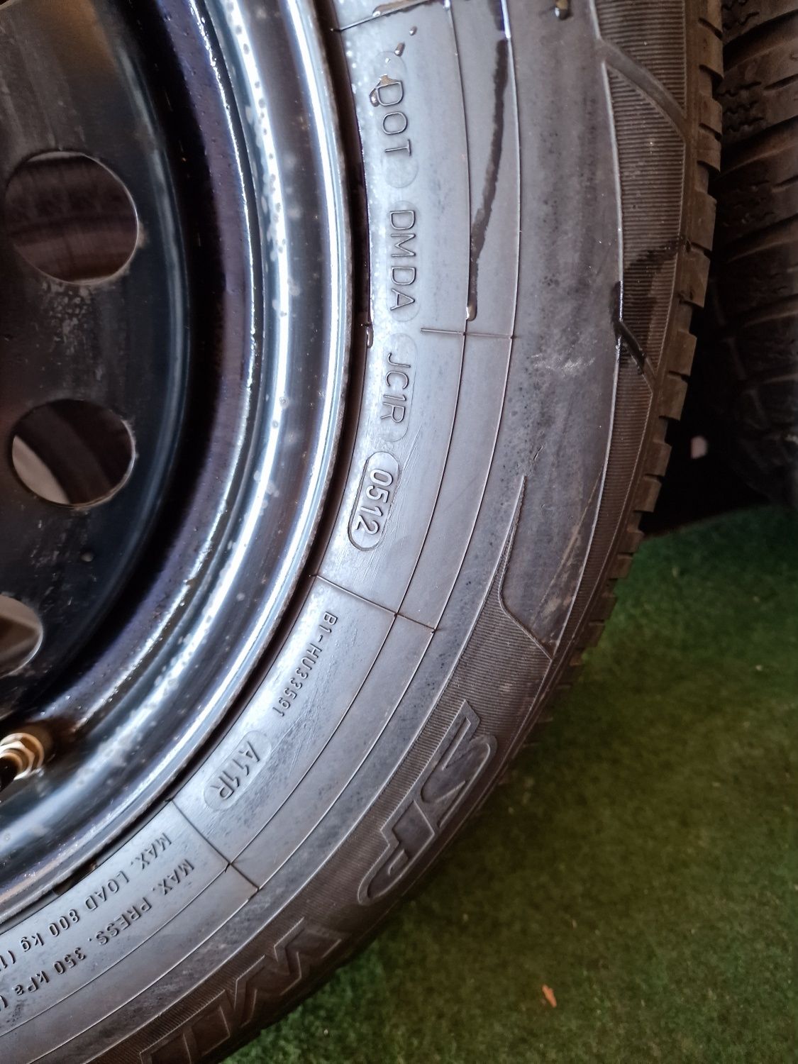 Opony zimowe 215/70/16 Dunlop Komplet