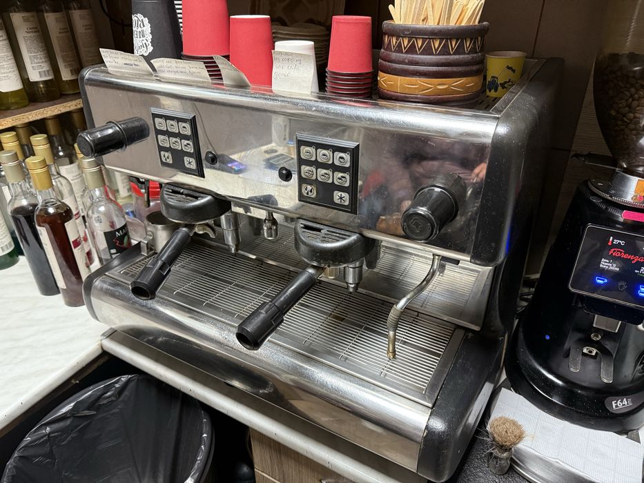 Професійна кавомашина lascala carmen кофемашина