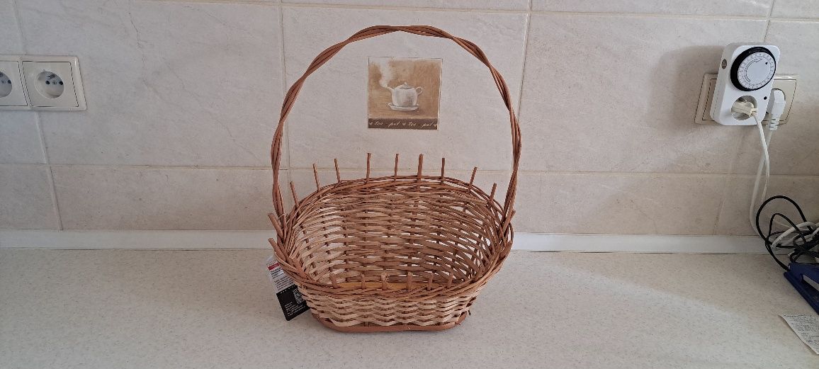 Nowy koszyk wiklinowy Wicker na kompozycje kwiatowe lub prezenty