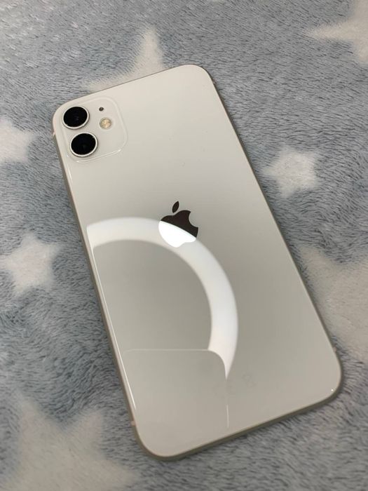 Iphone 11 white (128gb) в гарному стані