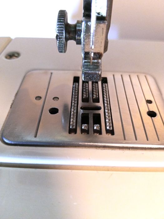 Швейная Brother VX 2080 Японка металл 9кг очень точная, шьёт все ткани