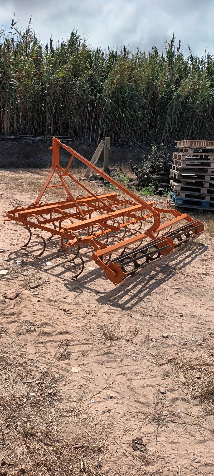 Alfaia agricula : Vibrocultor