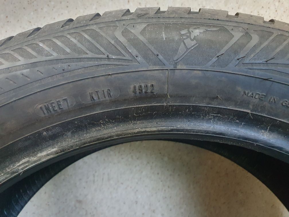 Goodyear Vector 4Seasons gen3 235/55R19