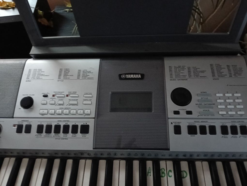 Keyboard pianino klawisze Yamaha PSR E 413