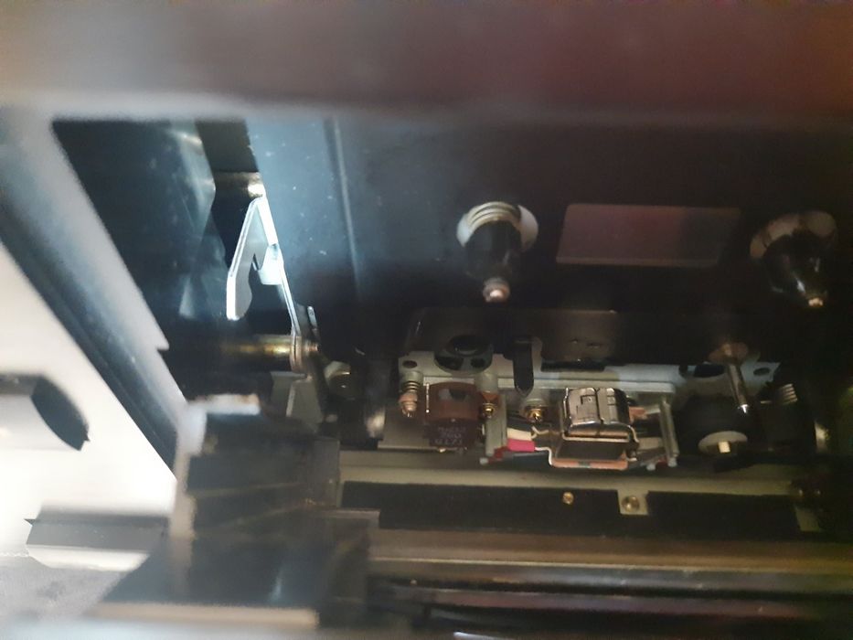 Кассетная дека TEAC V-3000