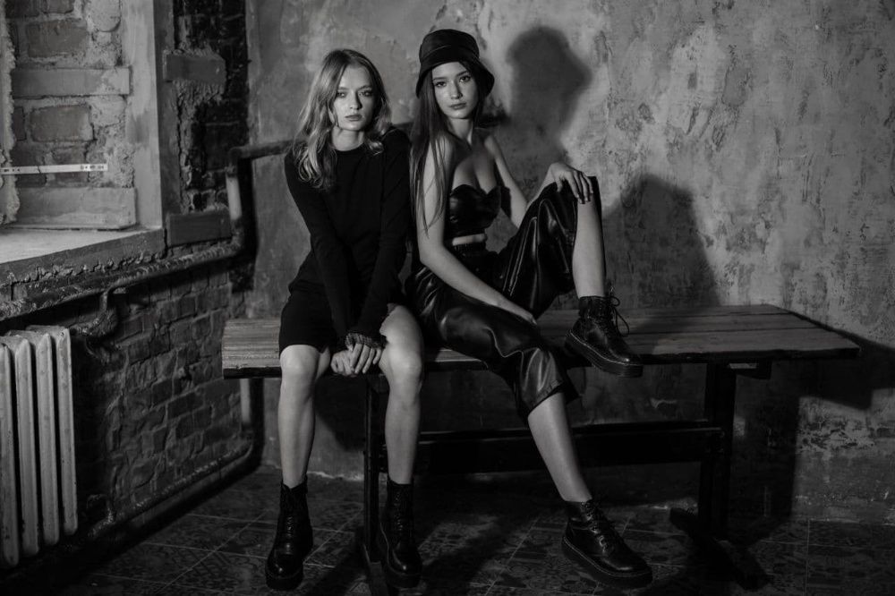 Фотограф, фотосесія black & white