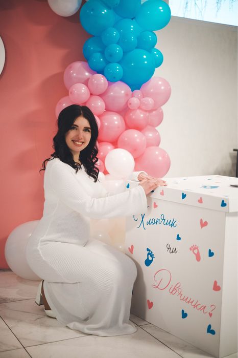 Біла сукня на свято