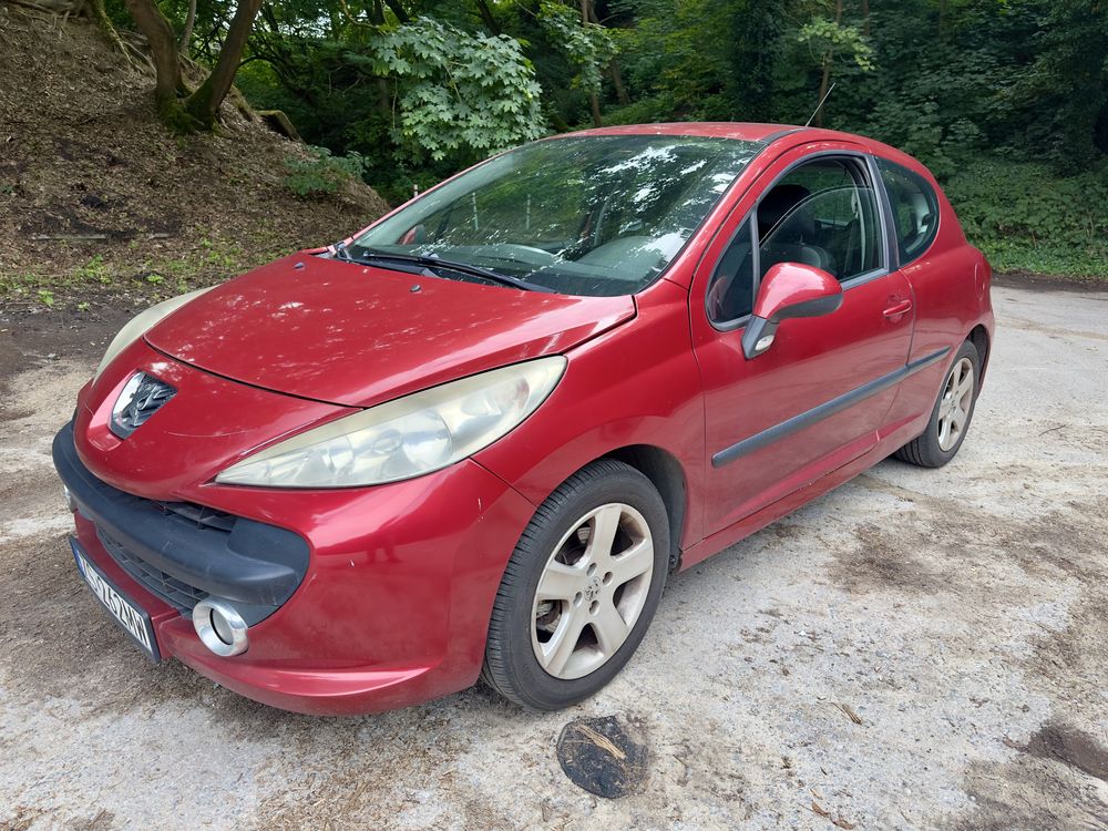 Peugeot 207 1.6 hdi 90KM 2006 diesel bez przeglądu wazne OC