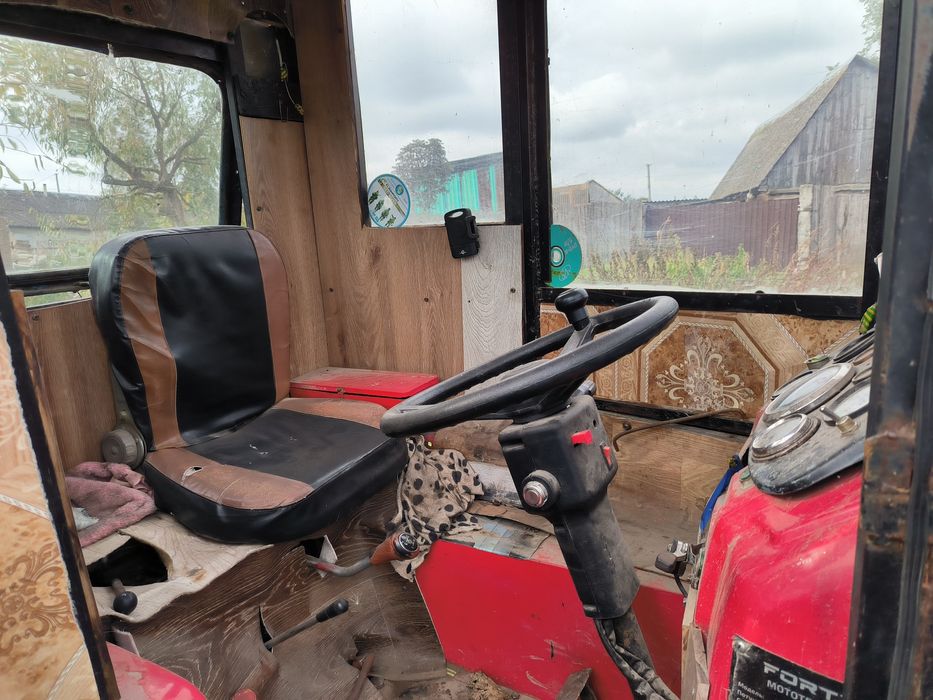 Продам трактор в хорошому стані