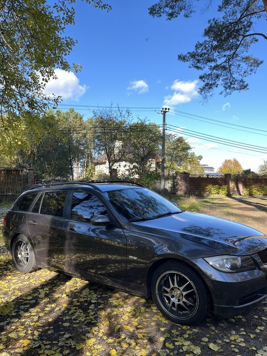 Продам BMW E91 320D N47