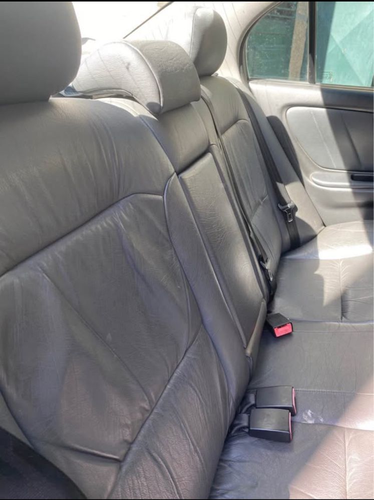 Toyota avensis 2.0 diesel