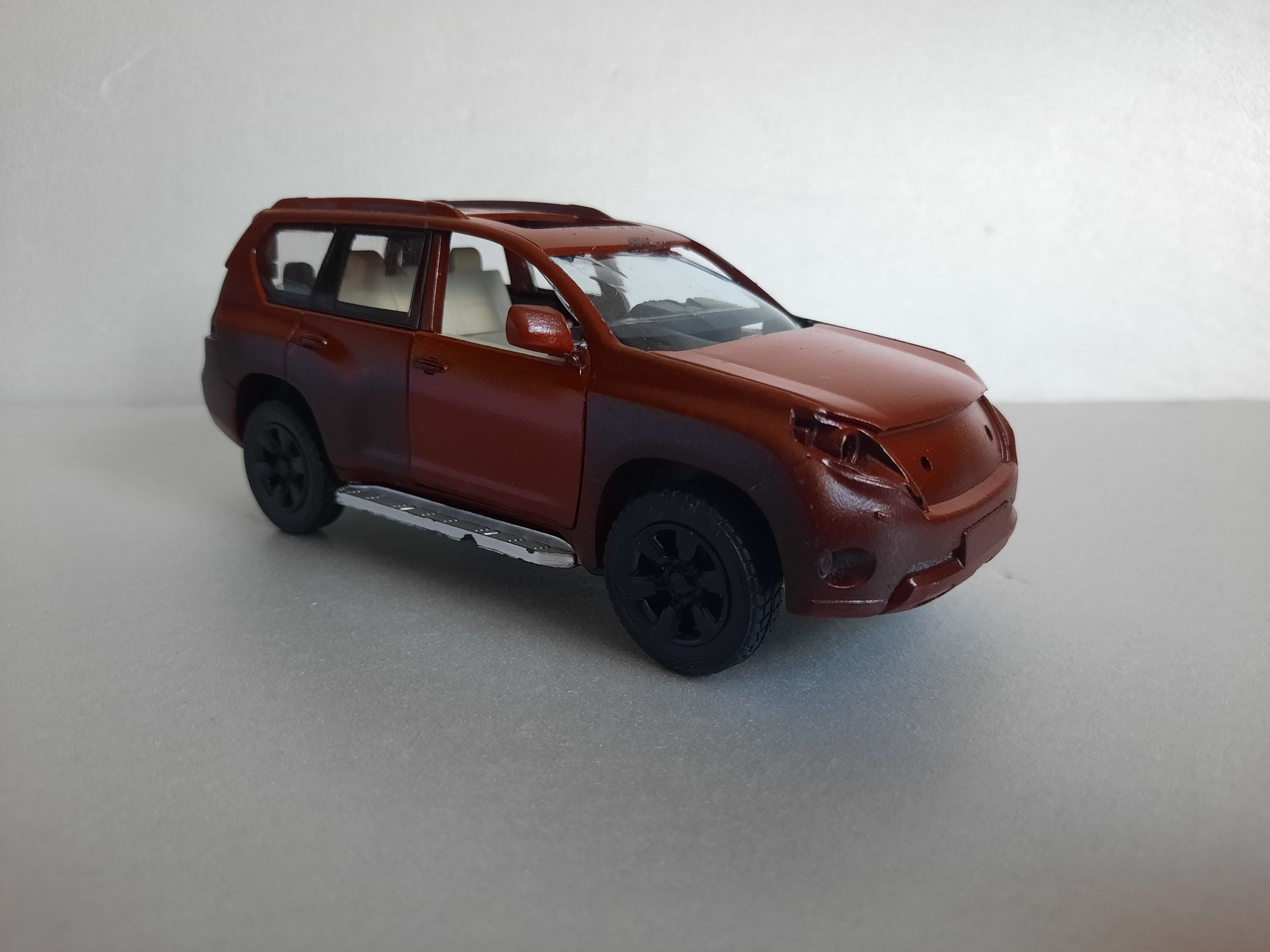 Продам модель Toyota Land Cruiser Prado