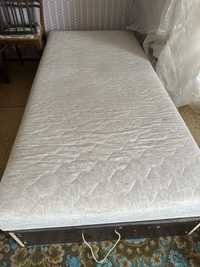 Łóżko z materacem 90 x 200- Opolskie