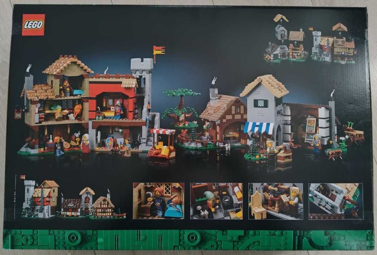 Конструктор LEGO ICONS 10332 Средневековая городская площадь