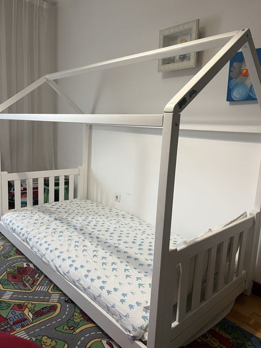 Cama Montessori.
