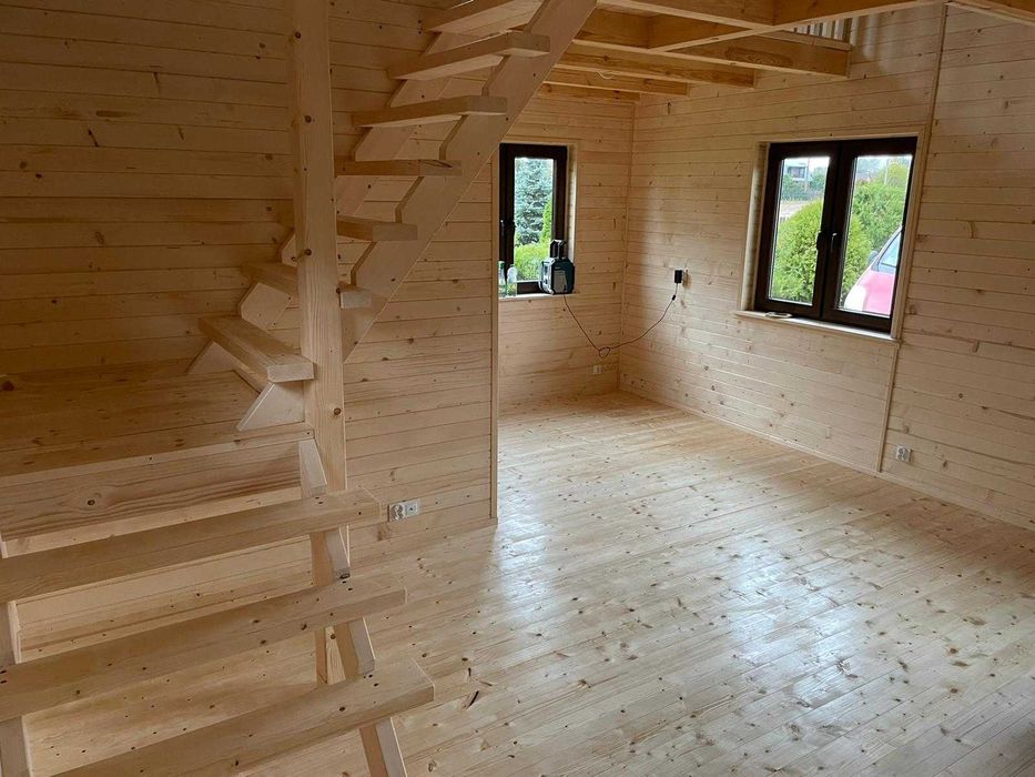 Deskę podłogową świerkowa