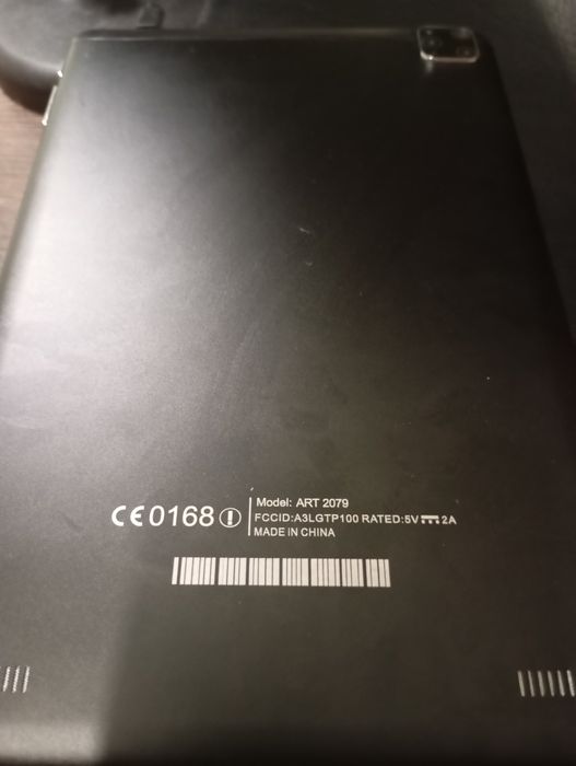 Планшет майже не користований