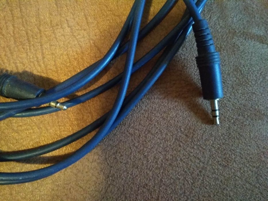 кабель VGA-VGA компьютер+телевизор)видео+звук