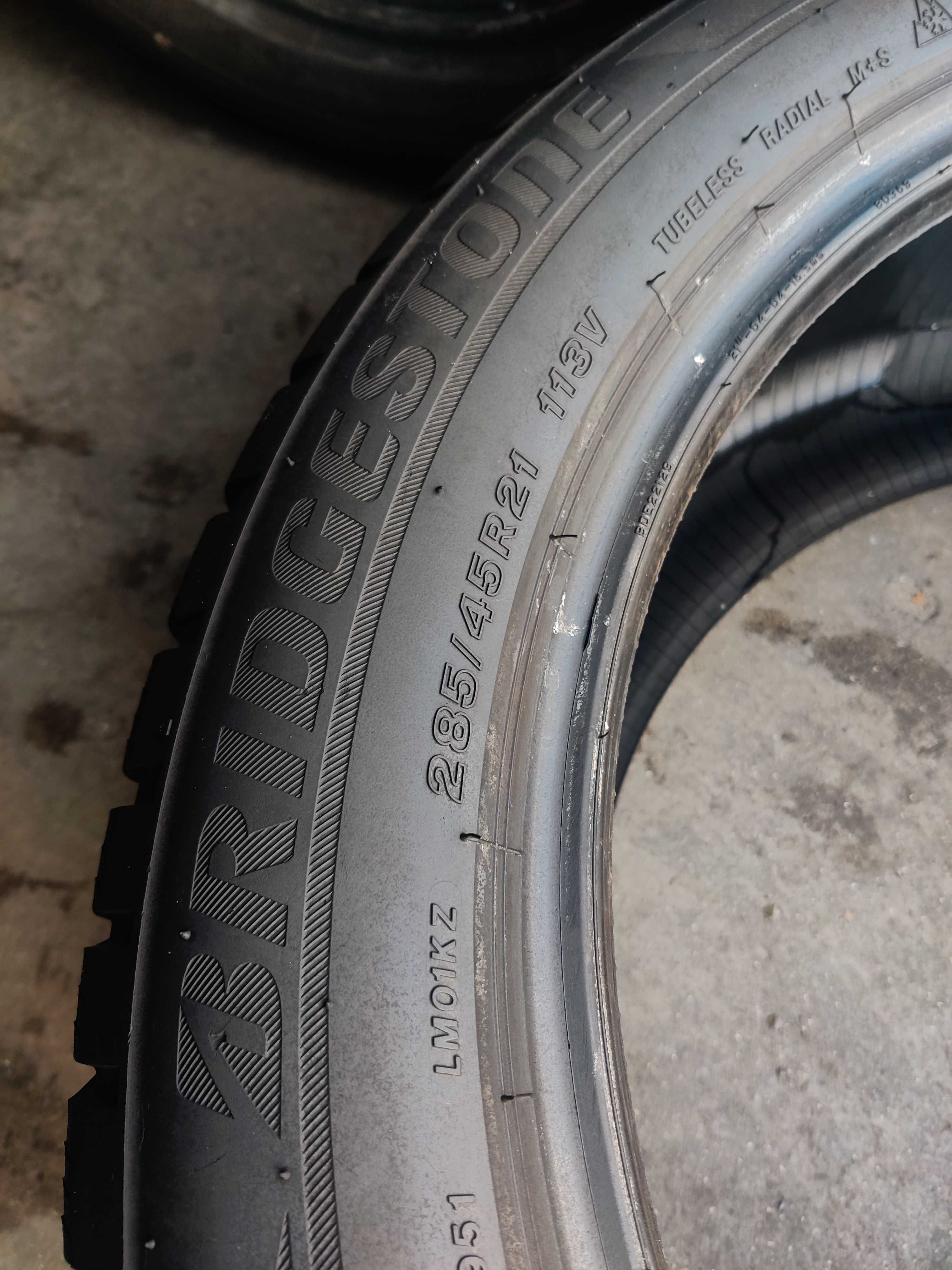 R21 285/45 зимові шини Bridgestone Blizzak LM001 Run Flat RSC