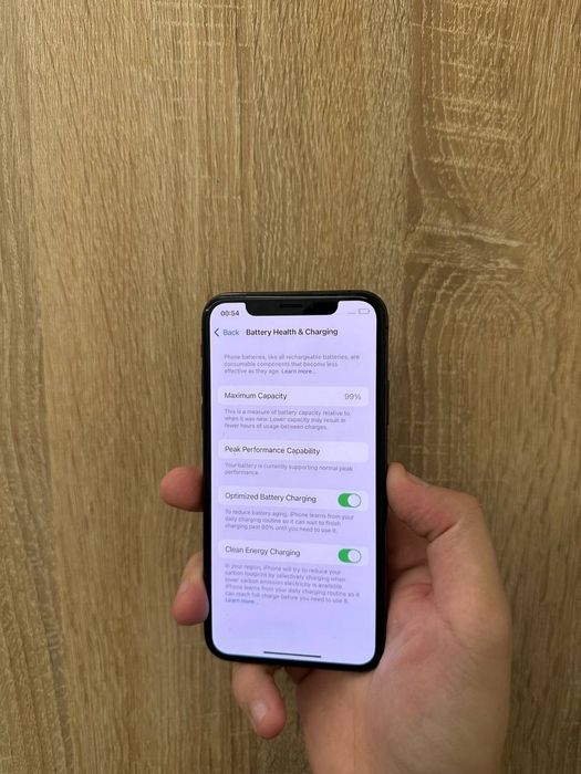 Iphone Xs, 256 гб, неверлок, 99% акб в хорошем состоянии