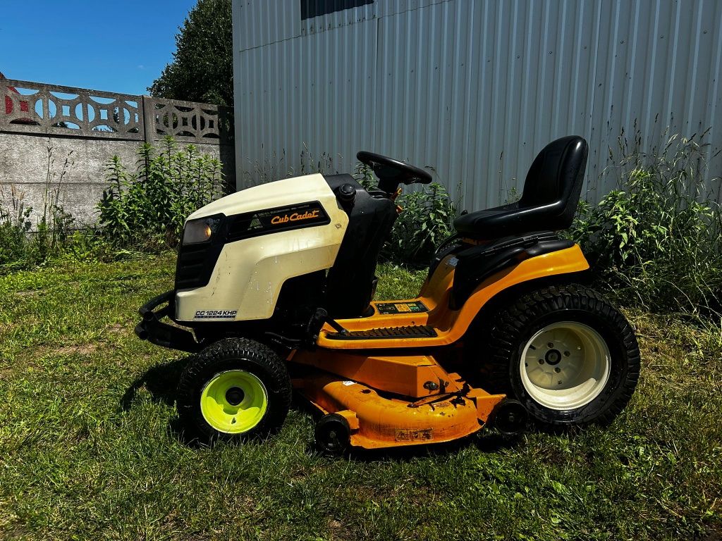 Traktorek Cub Cadet 24 HP MTD stan super