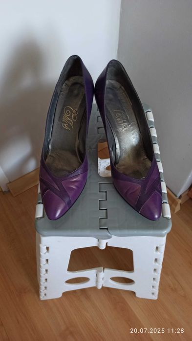 Czółenka fioletowe firmy Chloé, skóra naturalna. R. 38/39