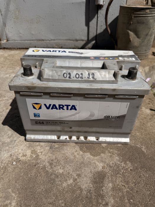 Аккумулятор Varta 6СТ-77 Silver Dynamic (E44)