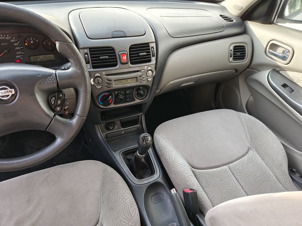 Nissan almera 1.5 de 2001