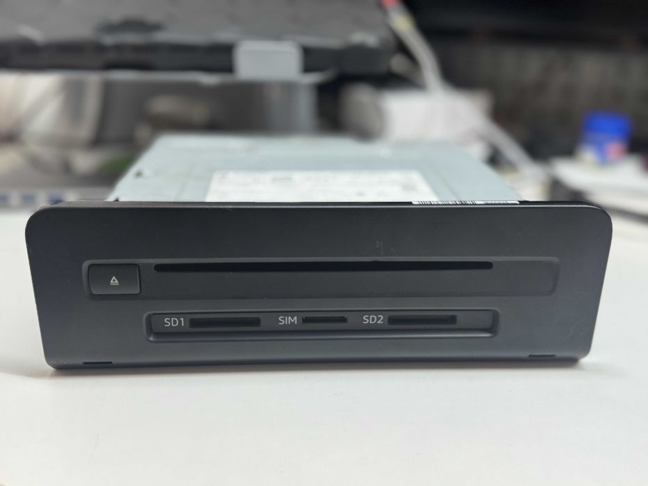 Блок мультимедіа Audi MIB2 Carplay / Android Auto / 8W0035193H європа