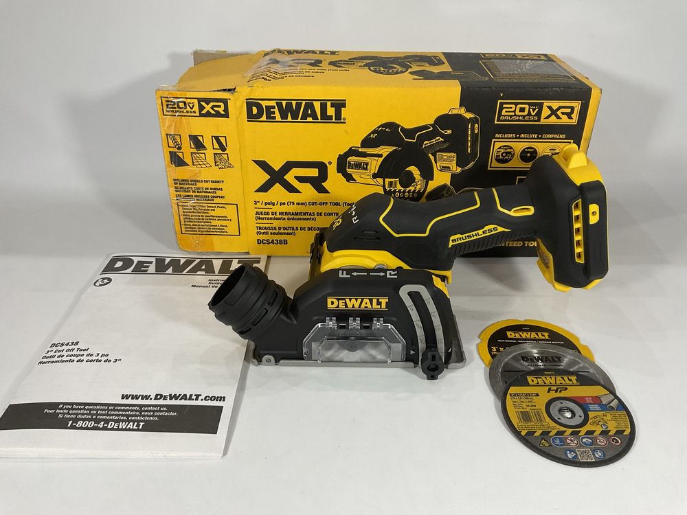 Бесщеточная угловая шлифмашина 75мм DEWALT DCS438B 20V MAX XR