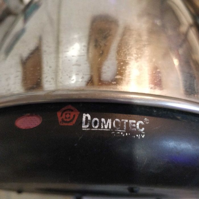 Электрочайник дисковый Domotec 1,2 л