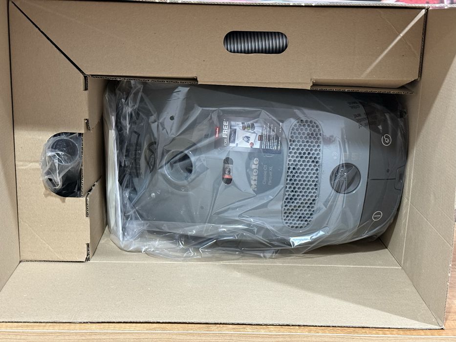 Odkurzacz MIELE C1 CLASSIC 800 watt gwarancja