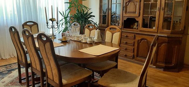 klasyczny stół i 8 krzeseł z litego drewna